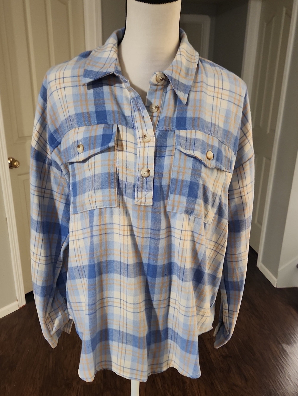 NWT Hem & Thread Blue Plaid Pull Over Flannel